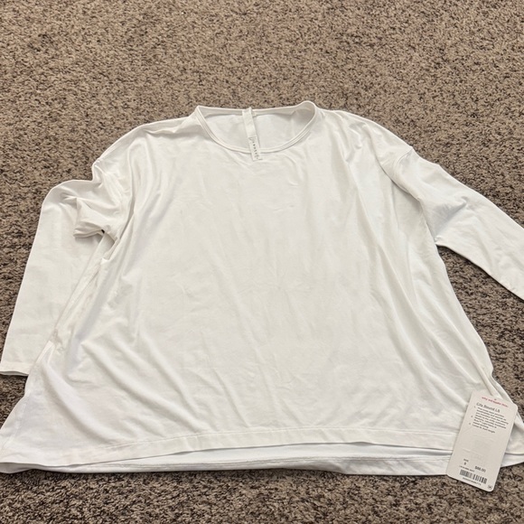 Lululemon Athletica White City Bound Long Sleeve - Picture 1 of 7